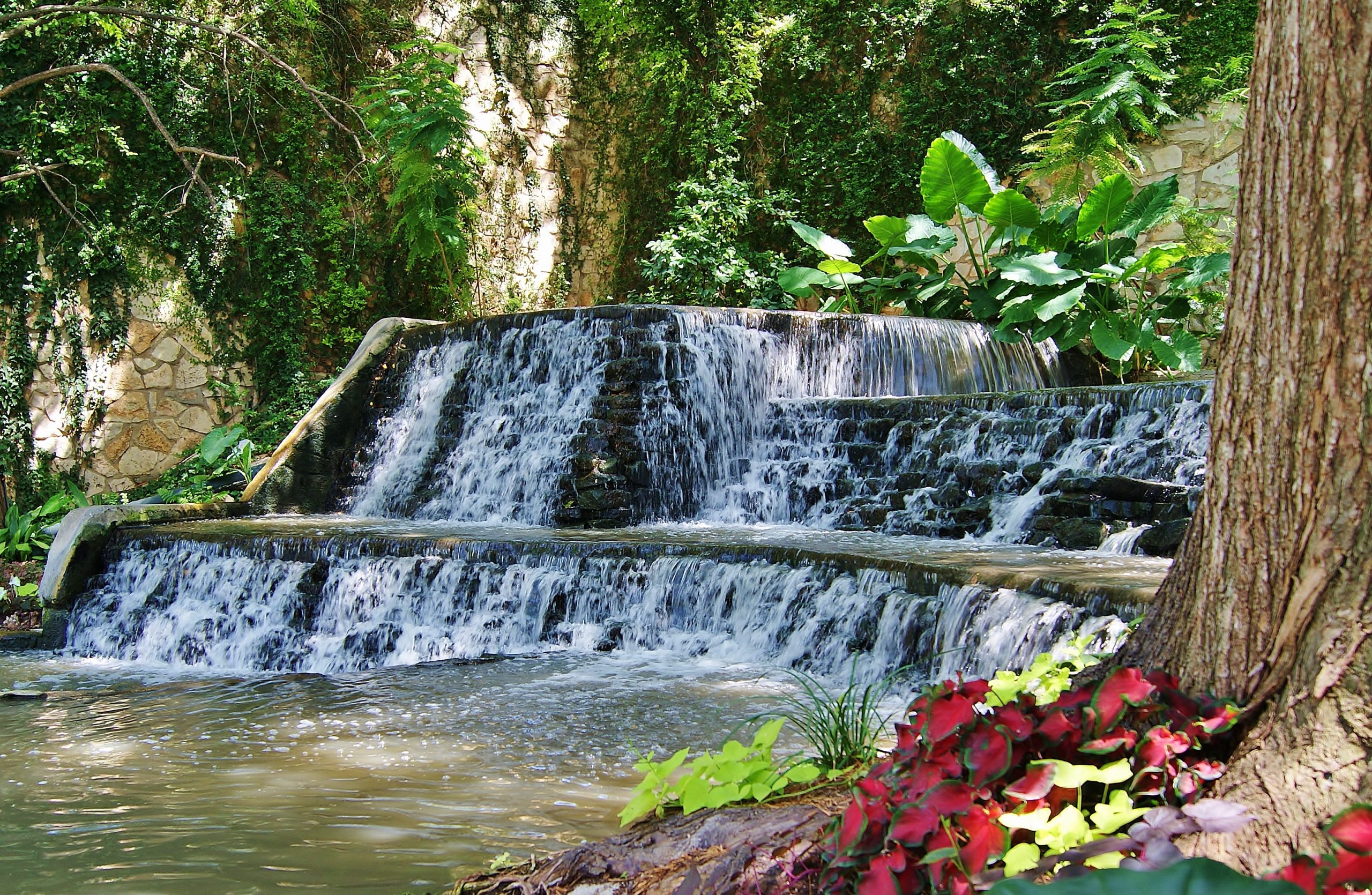small waterfalls in san antonio texas riverwalk