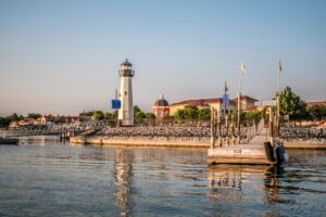 pier with lighthouse at ray hubbard lake, one of the best lakes in dallas texas