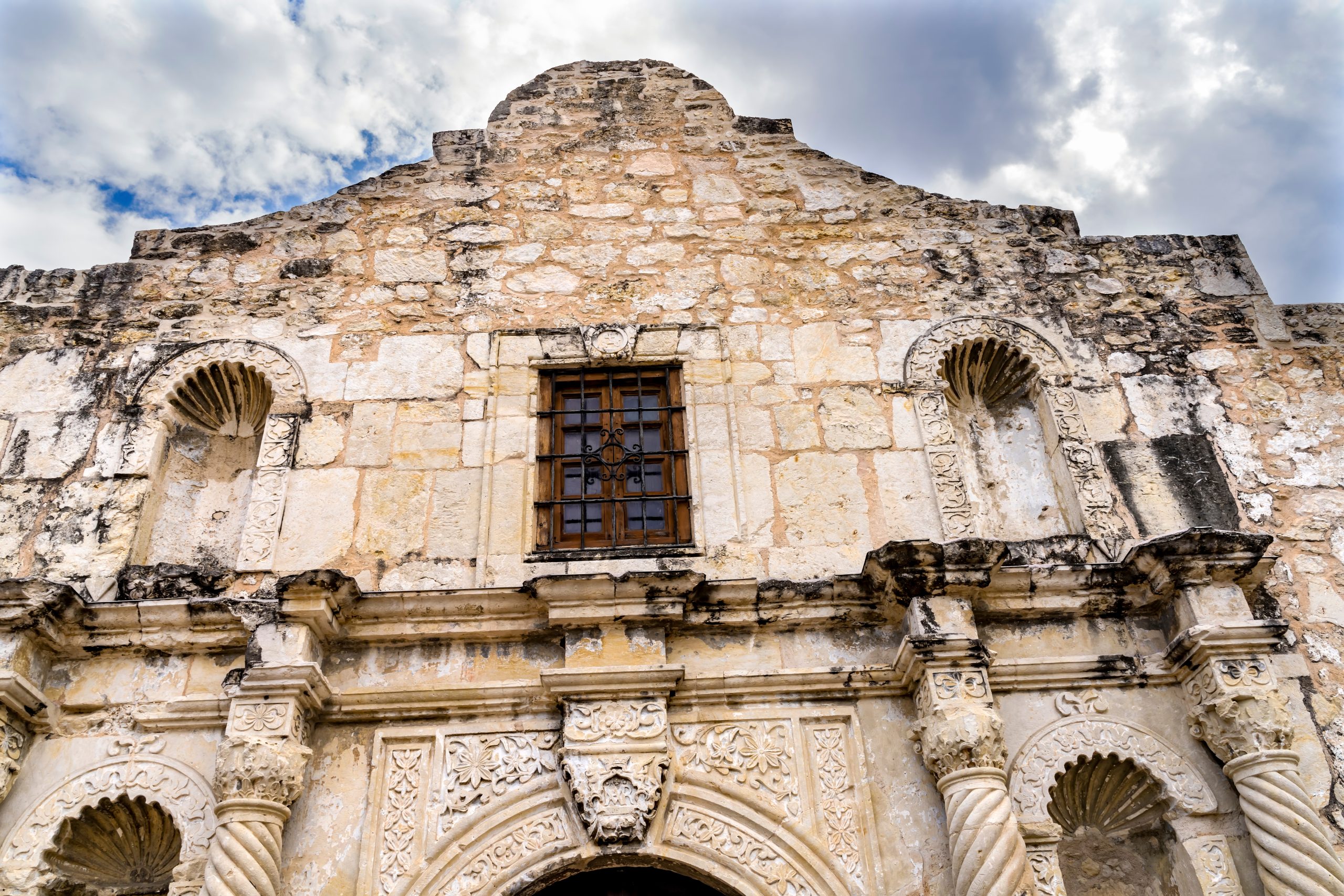 front facade of the alamo, the subject of many quotes about san antonio texas